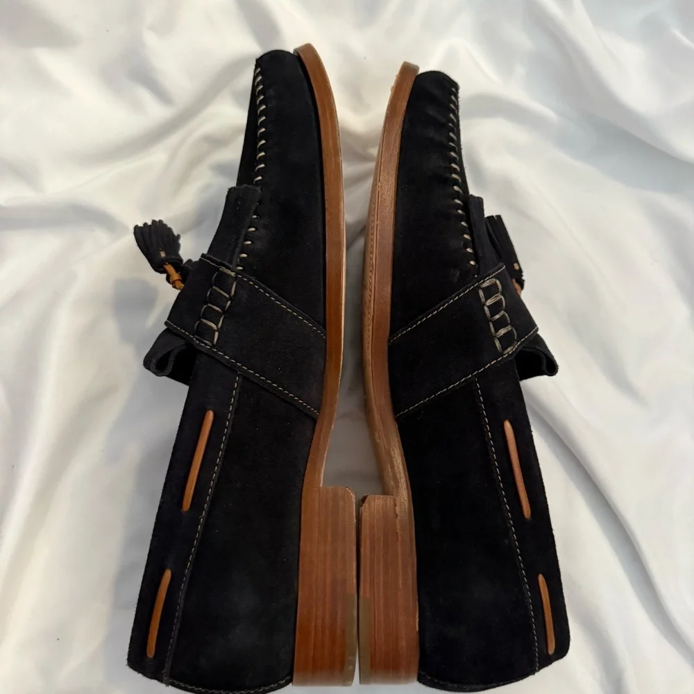 Like New Johnston & Murphy Navy Suede Tassel Kiltie Loafers
